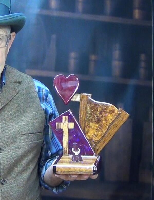 Covenant Flame – Purpleheart & Burlwood Wedding Ring Holder - Image 9