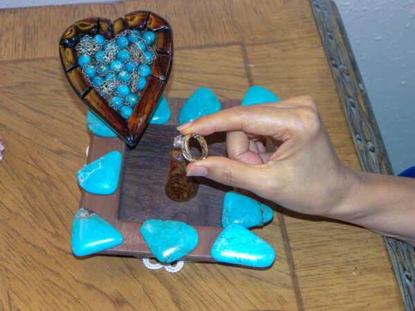 Turquoise Grace – Sacred Heart Ring HolderBlessings" with Stone