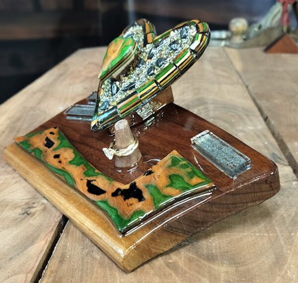 Garden of Covenant – Mosaic Heart Ring Keeper in Walnut Wood & Crystal - Image 7